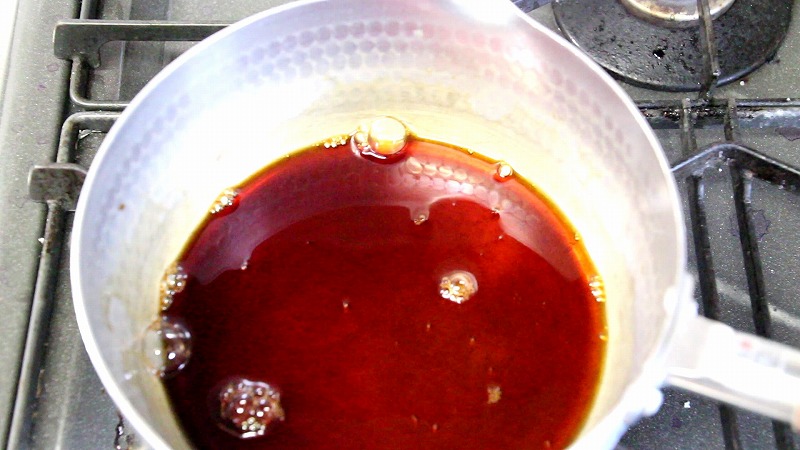 紫蘇ジュースの絞りかすで紫蘇の佃煮の作り方2_調味料を合わせる