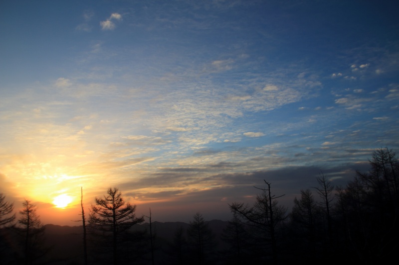 雲取山からの日の出2