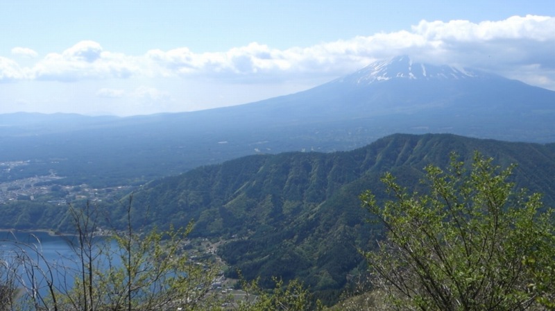 毛無山山頂からの富士と河口湖