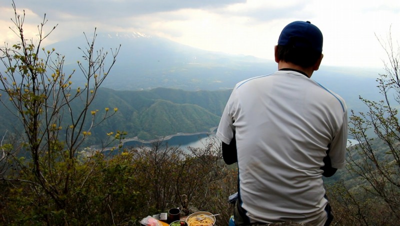 山でカルボナーラが食べたい！_富士と西湖