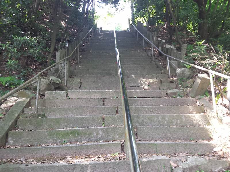 2016-05-02 10.43.33_仙遊寺本堂への最後の階段