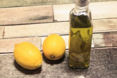 爽やかなレモン風味の香り、レモンフレーバーオイルの作り方