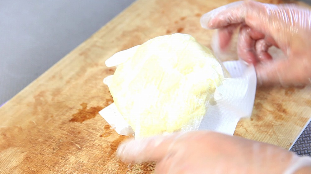 発酵バターの作り方11-2_拭く